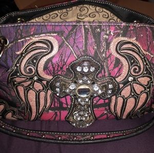Concealed weapon Cross with wings camo purse